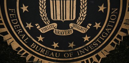 Logo del FBI en el edificio J. Edgar Hoover / Brendan Smialowski