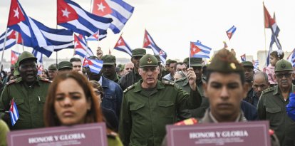 Fuerzas de seguridad cubanas abandonan Venezuela según reportes