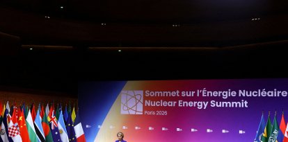 La presidenta de la Comisión Europea, Ursula von der Leyen, pronuncia un discurso durante la Cumbre de Energía Nuclear