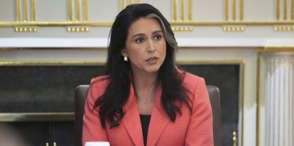 Tulsi Gabbard, en una reunión de gabinete de la Administración Trump. Imagen de archivo
