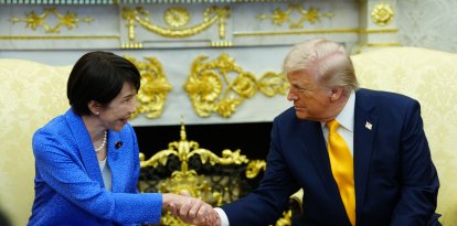 El presidente Donald J Trump y el Primer Ministro de Japón, Takeuchi Sanae
