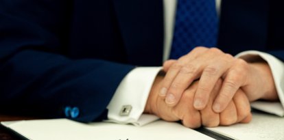 Donald Trump en el Salón Oval/ Saul Loeb