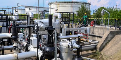 La estación receptora del oleoducto Druzhba, que transporta petróleo entre Hungría y Rusia (Archivo)