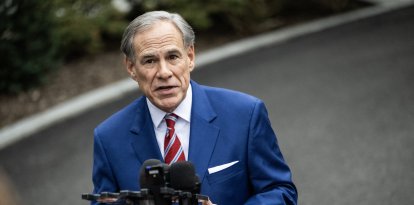 El gobernador de Texas, Greg Abbott, durante una comparecencia. Julio de 2025