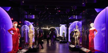 Vestidos usados ​​por Marilyn Monroe se exhiben en la exposición "Marilyn Monroe: Icono de Hollywood"