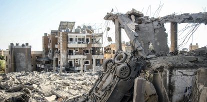 Una fotografía muestra las consecuencias de los ataques aéreos israelíes en la zona de Burj al-Chamali, cerca de la ciudad sureña de Tiro, el 2 de junio de 2026.