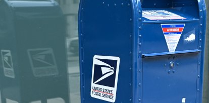 Un buzón del Servicio Postal de los Estados Unidos.