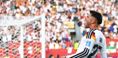 El centrocampista alemán Nadiem Amiri celebra el segundo gol de su equipo durante el partido de fútbol del Grupo E del Mundial de 2026 entre Alemania y Costa de Marfil en el Estadio de Toronto, el 20 de junio de 2026.