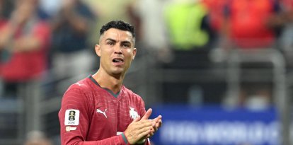 El delantero portugués Cristiano Ronaldo, número 07, reacciona tras la derrota en el partido de octavos de final