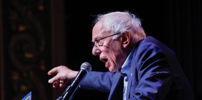 El senador Bernie Sanders también retiró su apoyo a Graham Platner.