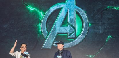 El presidente y director creativo de Marvel Studios, Kevin Feige, presenta el primer arte conceptual de 'Avengers 5' en BilibiliWorld 2026 en Shanghái, el 11 de julio de 2026.