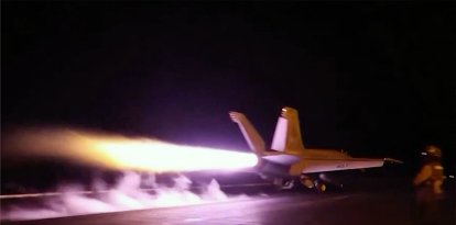 Esta captura de pantalla, tomada el 22 de julio de 2026 a partir de un video distribuido por el CENTCOM, muestra a las fuerzas estadounidenses lanzando un ataque el 21 de julio de 2026.