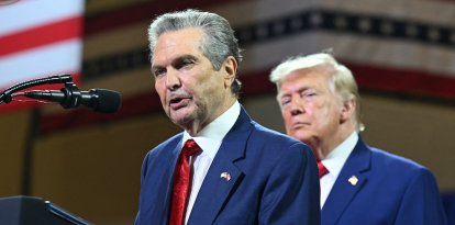 Rick Jackson junto a Donald Trump en Georgia/ Saul Loeb