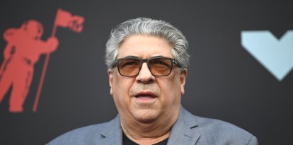 (ARCHIVO) El actor estadounidense Vincent Pastore llega a la gala de los MTV Video Music Awards 2019, celebrada en el Prudential Center de Newark, Nueva Jersey, el 26 de agosto de 2019. Pastore, que protagonizó la serie de HBO 'Los Soprano', falleció a los 80 años el 1 de agosto de 2026.