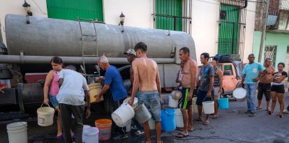 Residentes de un barrio cubano padecen la ausencia de agua potable en sus casas (Archivo)