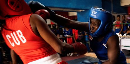 Boxeadoras cubanas en un entrenamiento (Imagen de archivo)