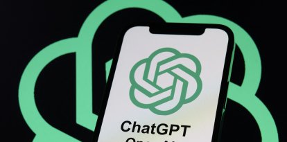 El logo de ChatGPT by OpenAI.