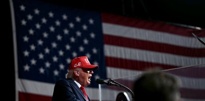 El presidente Donald Trump pronuncia un discurso en un mitin en el aeropuerto municipal de Gastonia, en Gastonia, Carolina del Norte, el 16 de septiembre de 2026.