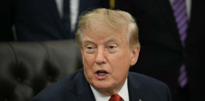 El presidente Donald Trump declara ante los medios desde la Oficina Oval, este 18 de septiembre.