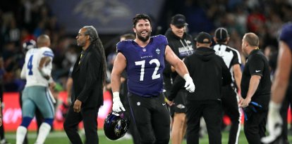 Andrew Vorhees sonríe tras ganar el partido de la NFL frente a los Dallas Cowboys/ Mauro Pimentel