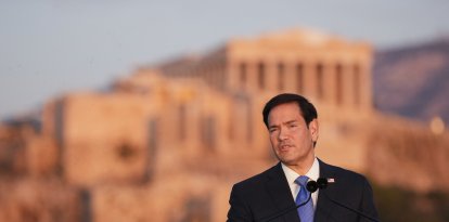 El secretario de Estado, Marco Rubio, pronuncia un discurso en la colina de Pnyx
