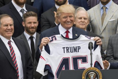 Trump, con los Patriots, campeones del Super Bowl LI