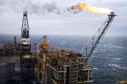 Plataforma de petróleo en el mar del Norte