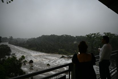 Desbordamiento del río Guadalupe (Texas) por las intensas lluvias