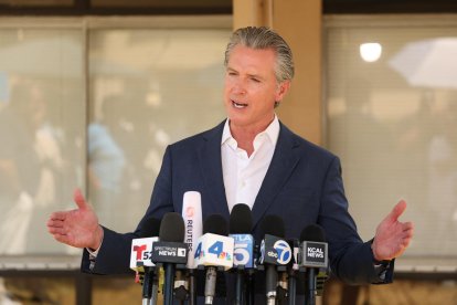 Newsom en Downey, California/ Patrick T. Fallon