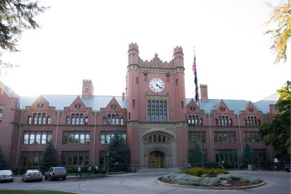 Edificio administrativo de la Universidad de Idaho