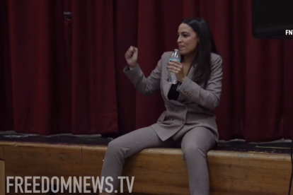 Alexandria Ocasio-Cortez en un townhall / Vídeo (FreedomNews).