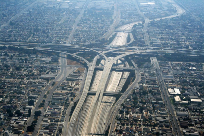 El enlace Judge Harry Pregerson, que conecta la autopista Century (I-105) y la autopista Harbor (I-110).