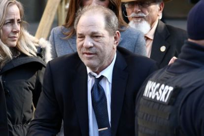 Harvey Weinstein leaving the courthouse after a day of jury deliberations in his New York trial.