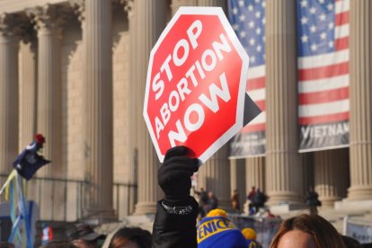 Manifestantes reclaman la prohibición del aborto. Imagen de archivo.