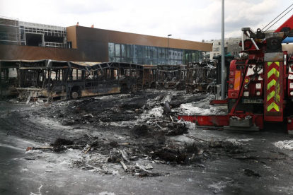 Estación en Francia tras los disturbios de fines de junio.