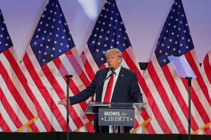 Captura de pantalla del discurso de Donald Trump en la conferencia nacional de Moms For Liberty.