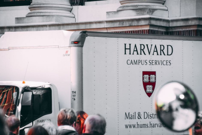Estudiantes de Harvard sacan sus firmas de una controvertida carta contra Israel