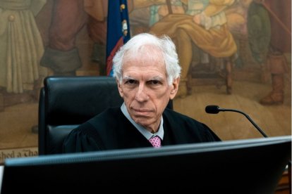 El Juez Arthur Engoron durante el juicio que se celebra en Nueva York contra Donald Trump