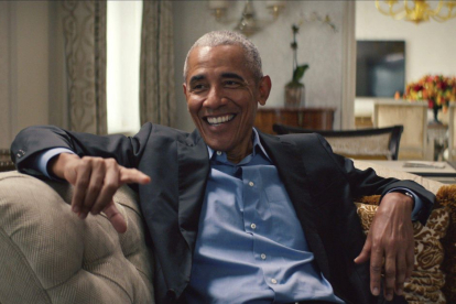 Imagen de Archivo de Barack Obama durante la grabación de un documental titulado "Working All Day" emitido en mayo de 2023.