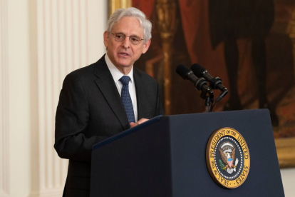 Merrick Garland durante un discurso.