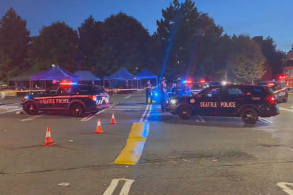 Policía en la escena de un tiroteo en Seattle.