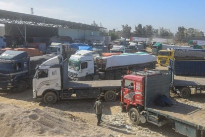 Camiones de ayuda humanitaria en Gaza.