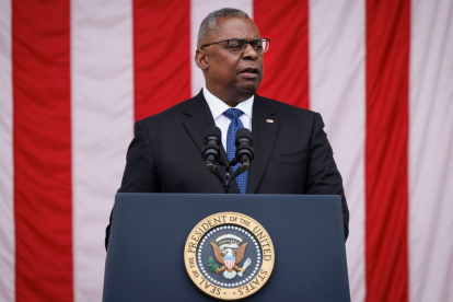 United States Secretary of Defense Lloyd Austin speaks during a Memorial Day address at Arlington National Cemetery in Arlington, Virginia, US, on Monday, May 29, 2023. President Biden and Speaker of the US House of Representatives Kevin McCarthy (Republican of California) expressed confidence that their debt-ceiling deal will pass Congress, averting a historic US default while setting a course for federal spending until after the 2024 election. Credit: Ting Shen / Pool via CNP
