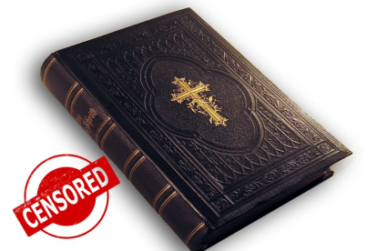 Imagen de la Biblia con un logo con la palabra "censored" para representar la censura que sufrió el libro cristiano en las bibliotecas escolares de Salt Lake, Utah.
