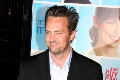 Estreno de "La invención de la mentira" Matthew Perry 21-09-2009