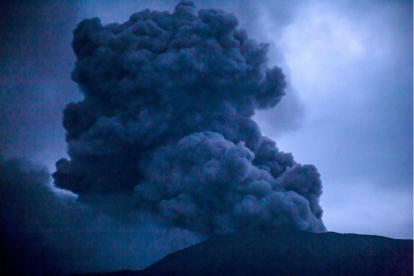 Erupción del volcán Marapi en Indonesia