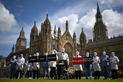 Manifestación contra la Eutanasia en Londres.