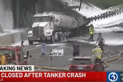 Accidente con un camión cisterna lleno de combustible cierra la I-95 en Norwalk
