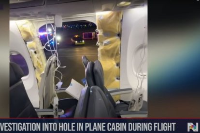 Captura de pantalla de una noticia publicada por NBC News sobre la explosión en un vuelo de Alaska Airlines.