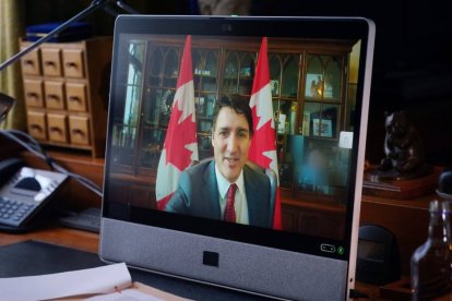 El primer ministro de Canadá, durante una videollamada.